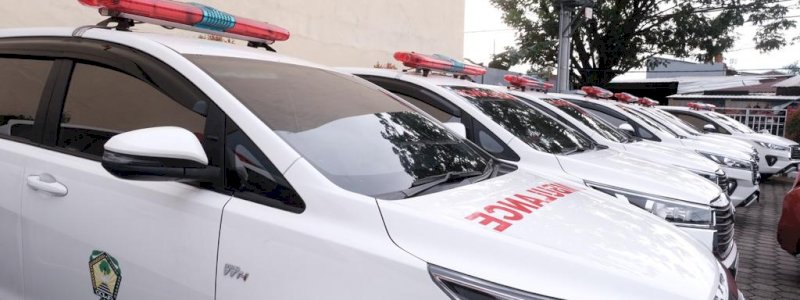 10 Puskesmas di Gowa Dapat Mobil Ambulans