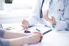 Rumah Sakit di AS Izinkan Pegawai yang Terjangkit COVID-19 Tetap Bekerja