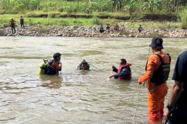 Dua Bocah yang Hanyut di Maros Ditemukan Tim Penyelam