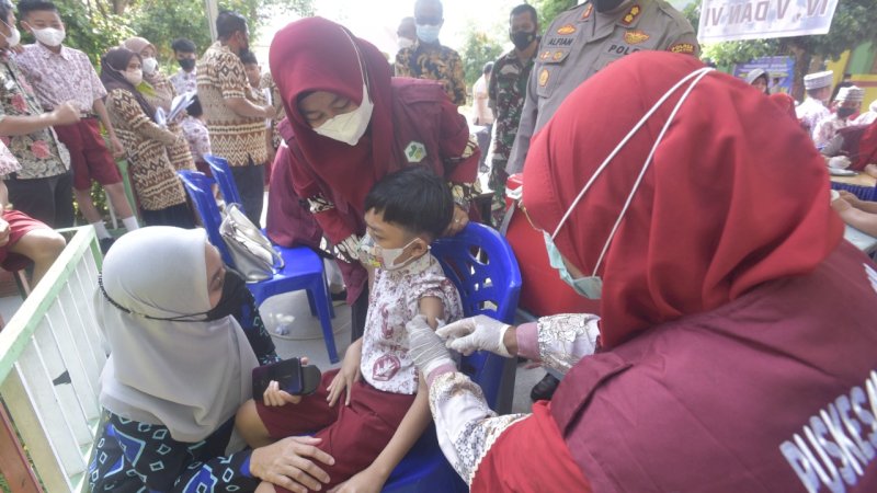 Bupati Luwu Utara Launching Vaksinasi Siswa Merdeka Belajar