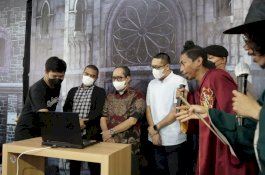 Kejutan di Awal Tahun, Pelanggan Kalla Toyota Malili Menangkan Grand Prize 1 Unit Toyota Agya