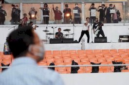 Anies Undang Nidji Cek Sound JIS, Netizen : Kirain Pake Vokalis yg Lama