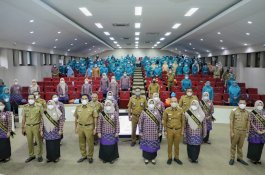  Indira Jusuf Ismail Lantik dan Kukuhkan Bunda Paud Kecamatan