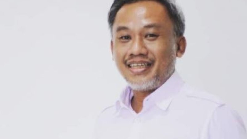 Arief Wicaksono, Dekan Fisip Universitas Bosowa, Peneliti Penta Helix Indonesia.