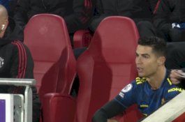 Marah Saat Diganti, Ralf Rangnick Bisikkan Ini ke Cristiano Ronaldo