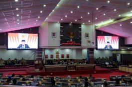 DPRD Sepakat Nurdin Abdullah Diberhentikan, Andi Sudirman Menangis