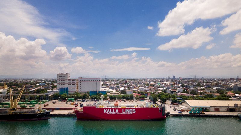 Kalla Lines Pimpin Market Share Distribusi Kendaraan Rute Jakarta-Makassar Sepanjang 2021