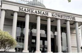 MK Putuskan Polisi Berhentikan dan Periksa Identitas Orang Sesuai Konstitusional