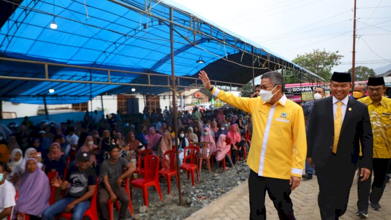 Taufan Pawe Sosialisasikan Airlangga Hartarto Calon Presiden di Luwu Timur