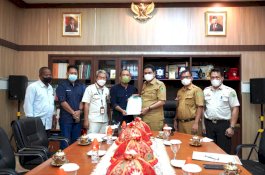 Bupati Barru Tunjuk Kepala Pasar Palanro yang Baru 