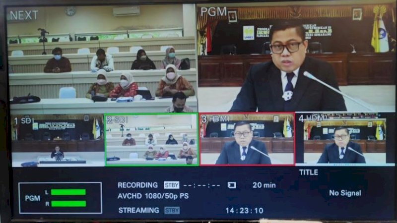 Sidang promosi Dr. Irwan, S.H., M.Mar.E., M.Pd. dilaksanakan secara virtual dan luring, Jumat (27/1/2022).