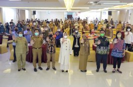 Percepatan Eliminasi TB, Indira Jusuf Ismail Sosialisasikan Deteksi Dini di Setiap Kecamatan