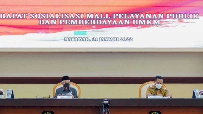 Rapat sosialisasi mal pelayanan publik (MPP) dan pemberdayaan usaha mikro kecil menengah (UMKM) di Kantor Gubernur Sulsel, Kota Makassar, Senin (31/1/2022).