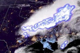 Dijuluki Megaflash, Petir Sepanjang 768 Kilometer Pecahkan Rekor