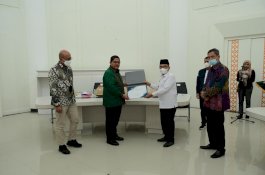 Wali Kota Palopo Terima TPID Award dari Bank Indonesia