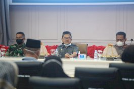 Genjot Vaksinasi Anak-Anak, Wali Kota Palopo Kumpul Kepsek dan Lurah