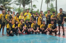 Ketua Golkar Barru Hadiri Peresmian Lapangan Voli di Bojo