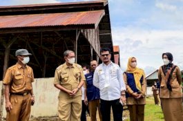 Amran Mahmud Bertekad Jadikan Wajo Lumbung Daging, Kini Urutan Kedua Terbesar Populasi Ternak di Sulsel