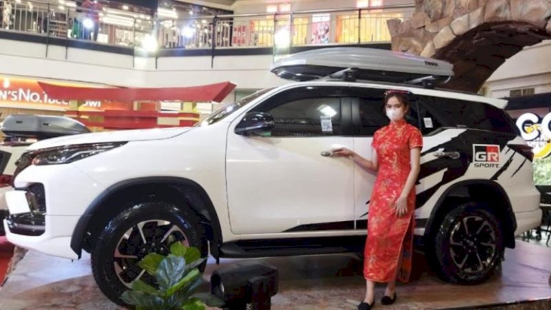 Toyota New Fortuner. 
