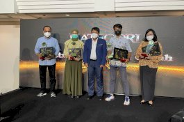 Kalla Aspal Raih Penghargaan Best Distributor dari PT Pertamina