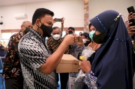 Puluhan Pelajar Jeneponto Senang Dapat Perlengkapan Sekolah Gratis dari Pemkab Bantaeng