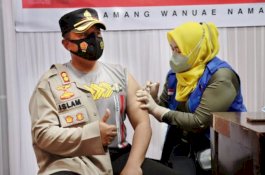 Polres Wajo Gelar Vaksinasi COVID-19 Booster untuk Seluruh Personel