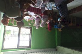 Didampingi Orang Tua, Vaksinasi COVID-19 di SD Anak Indonesia Makassar Berjalan Lancar