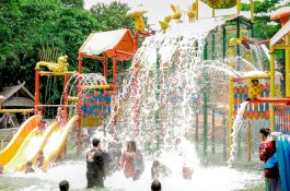 Nyebur Semakin Asyik dengan Promo Tiket Mulai  Rp75 Ribu di Bugis Waterpark Adventure