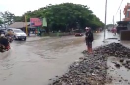 Angin Kencang Disertai Hujan Lebat di Jeneponto, BMKG Keluarkan Peringatan Dini