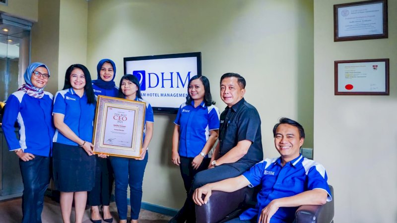CEO PT Dafam Hotel Management Andhy Irawan MBA meraih penghargaan Special Award Best CEO Indonesia 2021.