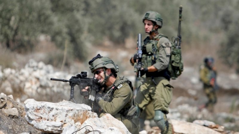 Kementerian Kesehatan Palestina mengatakan tiga warga Palestina dibunuh oleh pasukan Israel dalam dua insiden terpisah [Foto: Raneen Sawafta/Reuters]