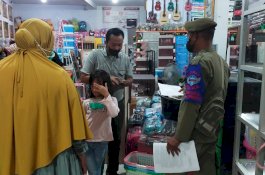 Satgas Raika Kecamatam Manggala Sasar Kerumunan dan Imbau Warga Taat Protokol Kesehatan