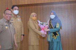 Istri Chaidir Syam Didapuk Jadi Bunda Baca Maros, Ini Kata Bupati