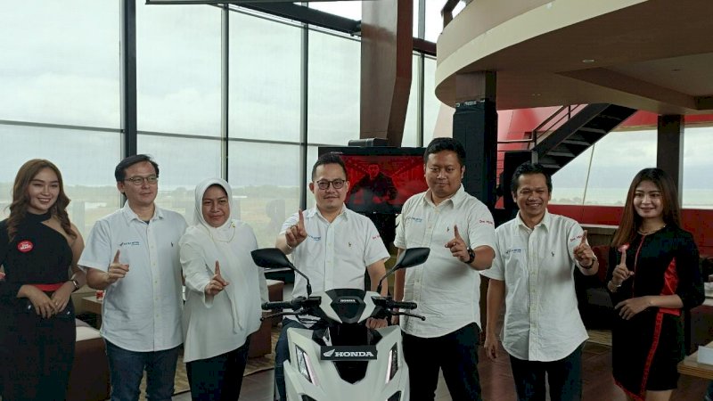 Honda Vario 160 Resmi Mengaspal di Makassar, Begini Spesifikasi dan Harganya! 