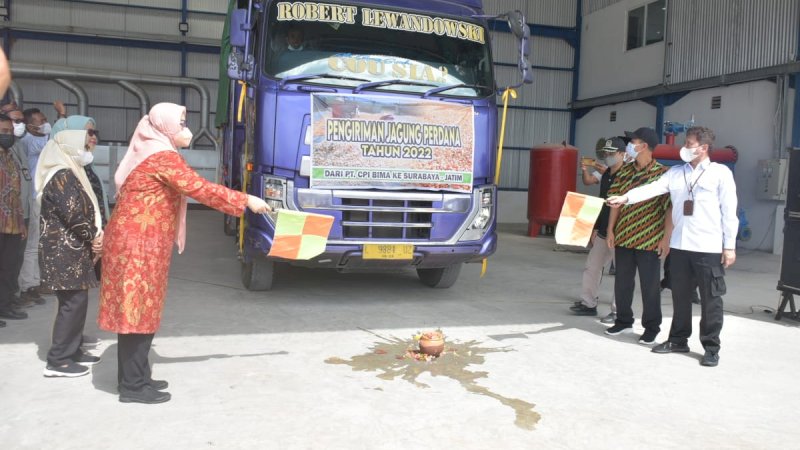  Lauching pengiriman jagung di PT. Charoen Pokphand Indonesia (CPI), Desa Monggo, Kecamatan Mada Pangga, Bima, Nusa Tenggara Barat (NTB), Sabtu(5/3/2022).