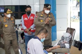 Tingkatkan Vaksinasi, Chaidir Syam Wajibkan ASN Maros Bawa Lima Orang Divaksin Covid-19