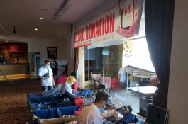 Sambut HUT Ke-10, Swiss-Belinn Panakkukang Makassar Gelar Donor Darah