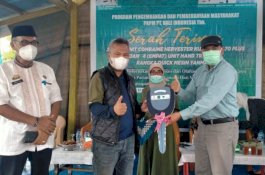 PT Vale Serahkan Bantuan Alsintan untuk Tiga Desa di Luwu Timur