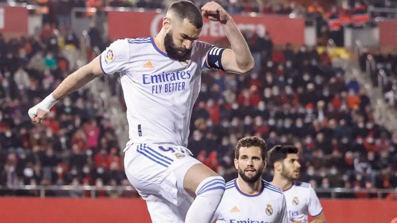 Karim Benzema merayakan golnya ke gawang Mallorca, ( Foto Instagram/ Real Madrid). 