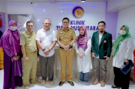 Suardi Saleh Resmikan Klinik Baru Milik Perantau Barru di Sorong