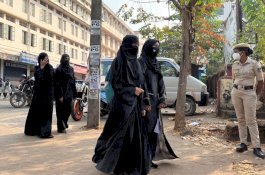 Sebut Jilbab Bukan Bagian Praktik Penting dalam Islam, Pengadilan India Kuatkan Larangan Jilbab di Sekolah