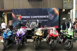 Total Rp 64 Miliar, Begini Penampakan Aset Doni Salmanan yang Disita Polisi