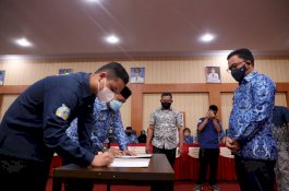 Cara Bupati Bantaeng Support Karya Anak Muda:
