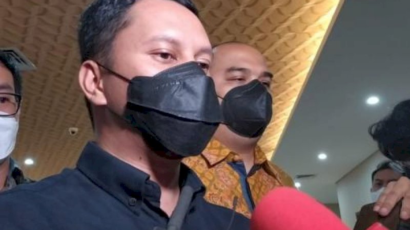 Arief Muhammad diperiksa Bareskrim Polri terkait kasus Doni Salmanan (Foto : Okezone.com/Puteranegara)