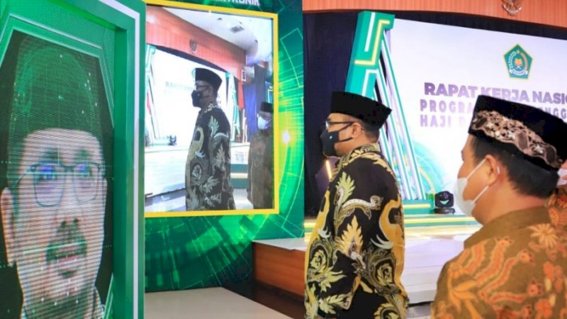 Menag Yaqut Cholil Qoumas launching aplikasi HajiPintar (foto: Kemenag RI)