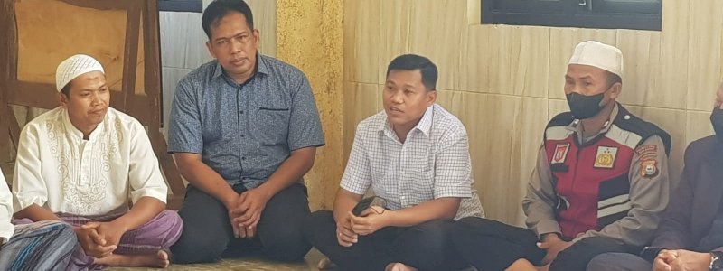 Camat Biringkanaya Hadiri" Jumat Berkah "Bersama Tripika dan Warga
