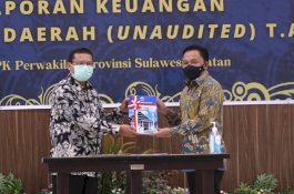 Pemkab Bantaeng Serahkan Laporan Keuangan ke BPK