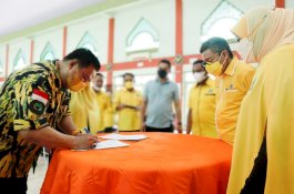 Ditunjuk Jadi Ketua AMPG Parepare, HSL Diminta Gaet Pemilih Milenial