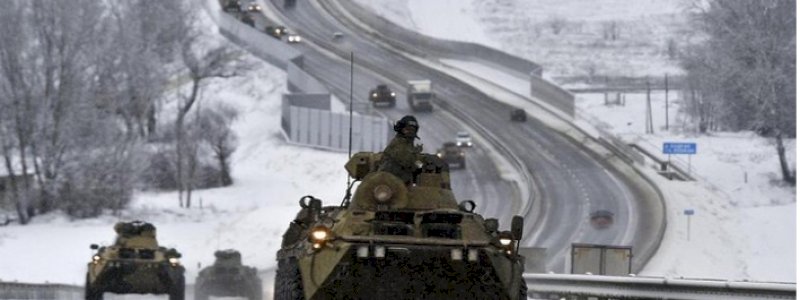 Tentara Ukraina Mundur Tinggalkan Senjata