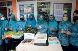 Ketua TP PKK Kecamatan Panakkukang Turun Langsung di Penilaian 10 Program Pokok  PKK 